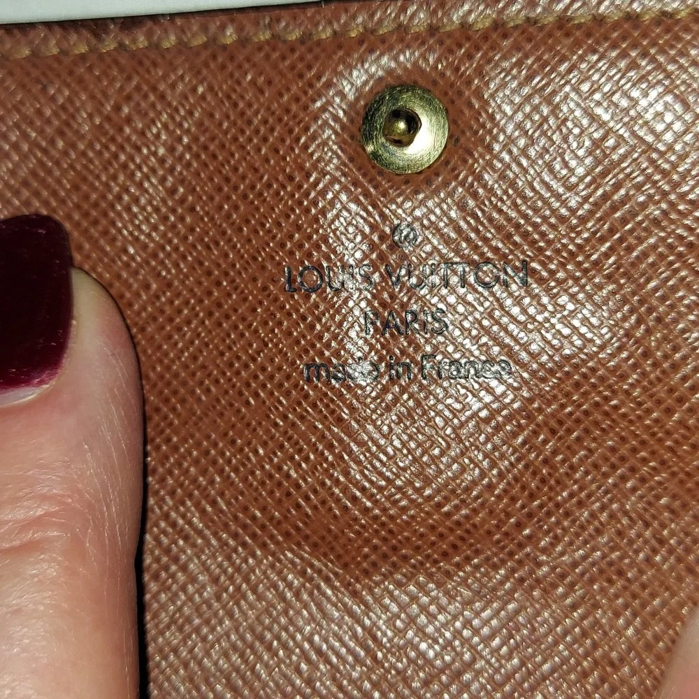 Authentic Louis Vuitton Long Monogram Sara Wallet